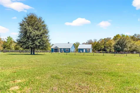 5864 NW State Road 45 Newberry FL 32669
