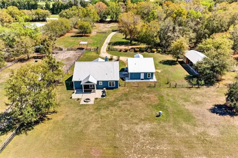 5864 NW State Road 45 Newberry FL 32669