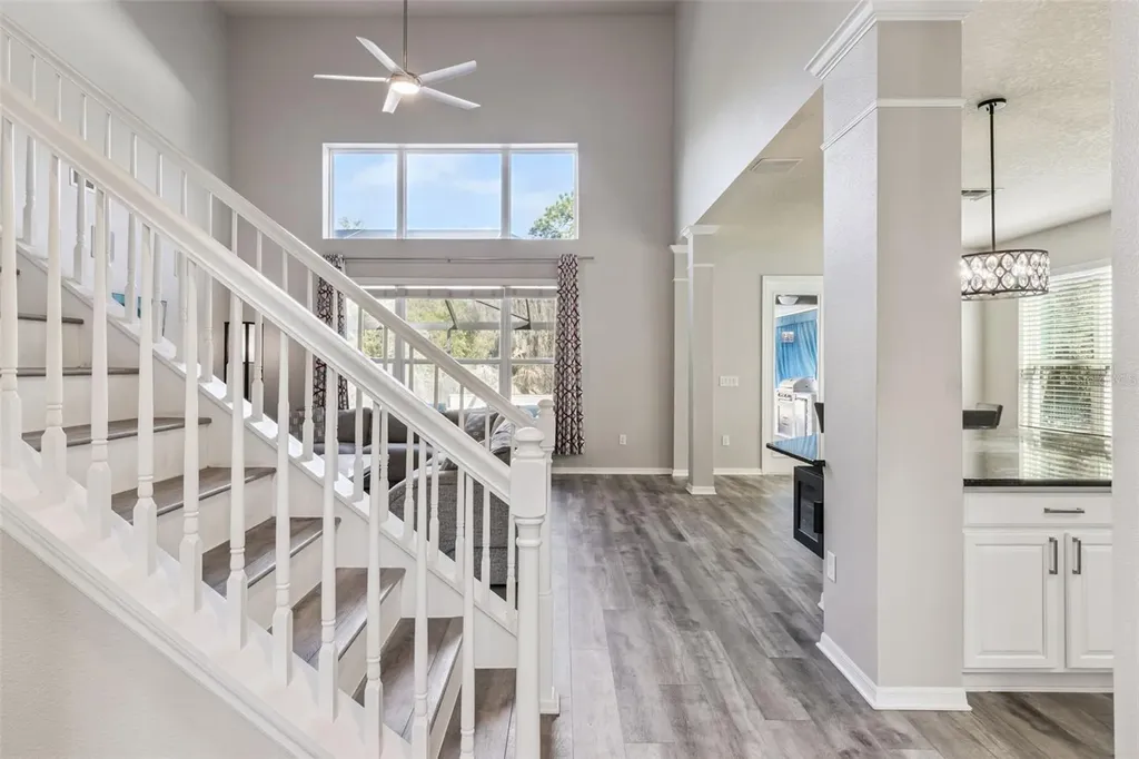15940 Ternglade Drive Lithia FL 33547