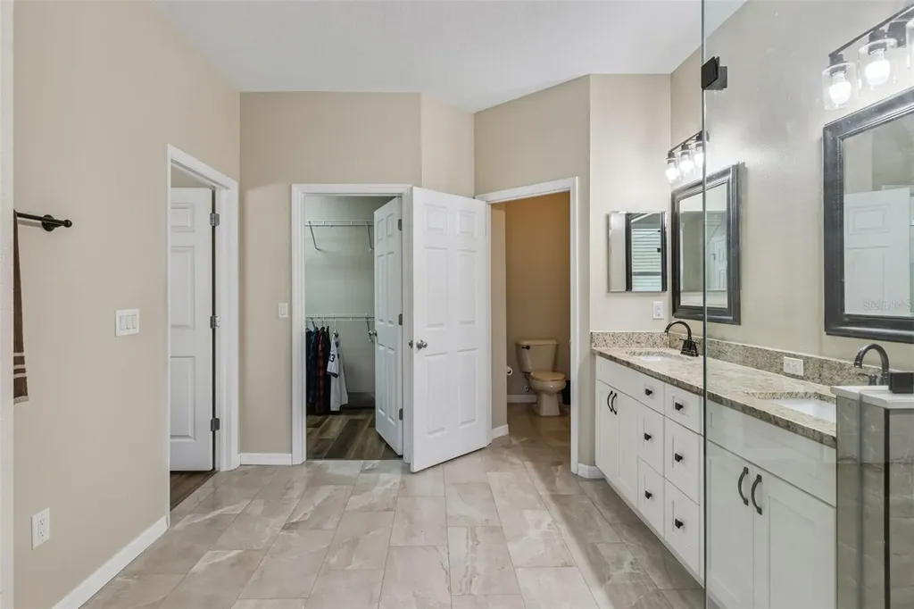 15940 Ternglade Drive Lithia FL 33547
