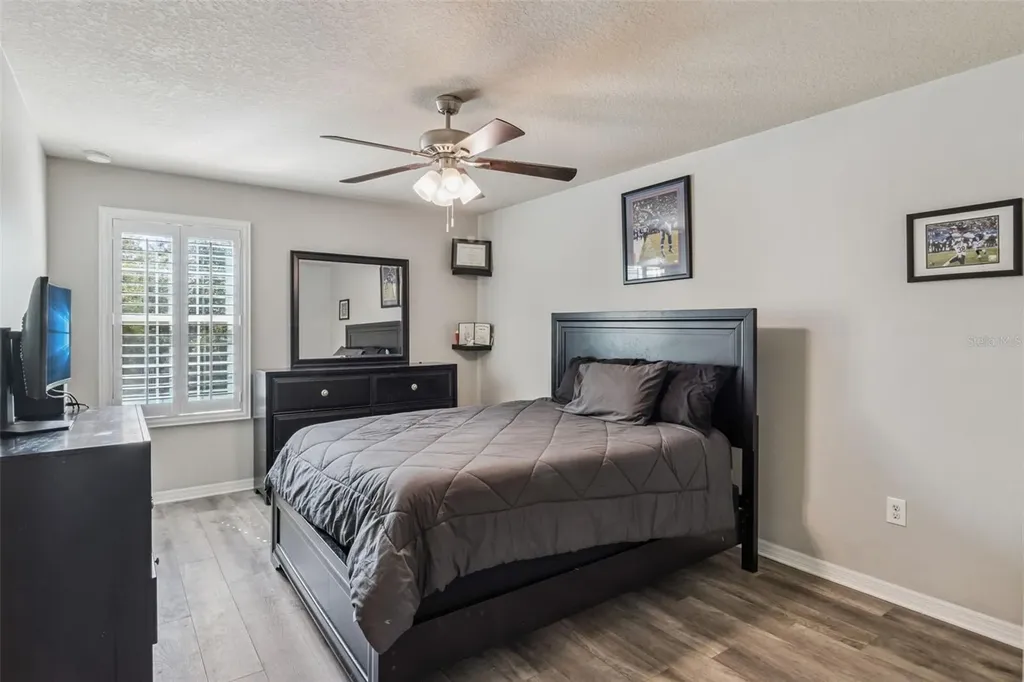 15940 Ternglade Drive Lithia FL 33547