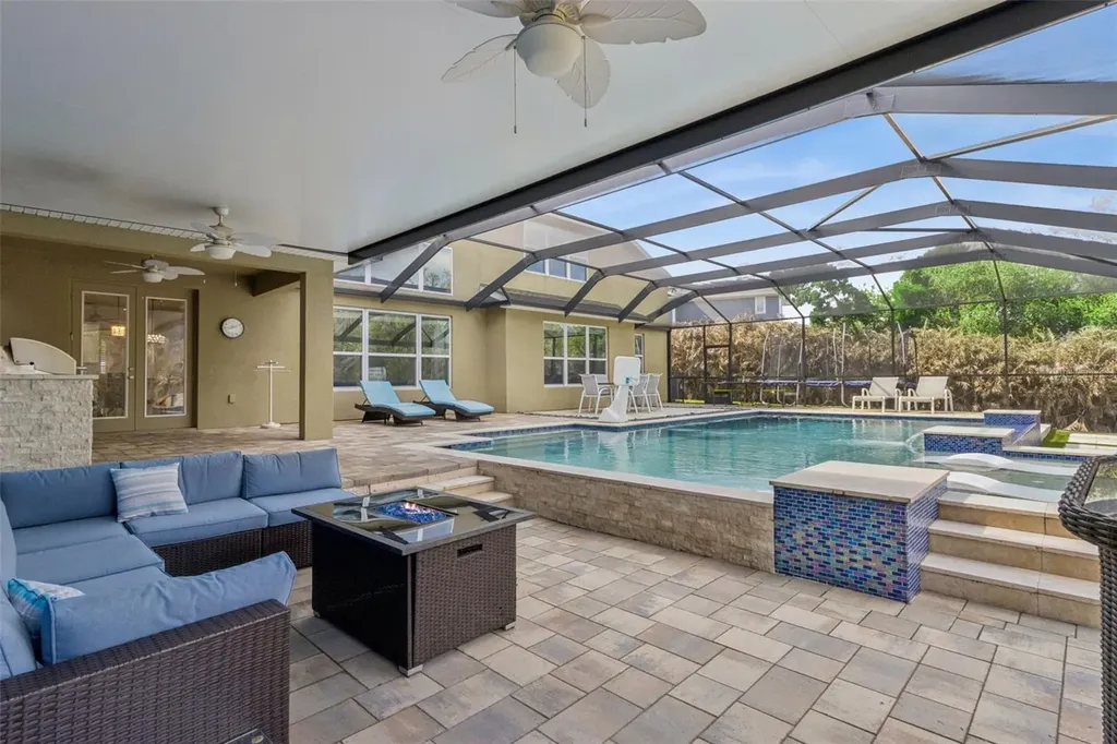 15940 Ternglade Drive Lithia FL 33547