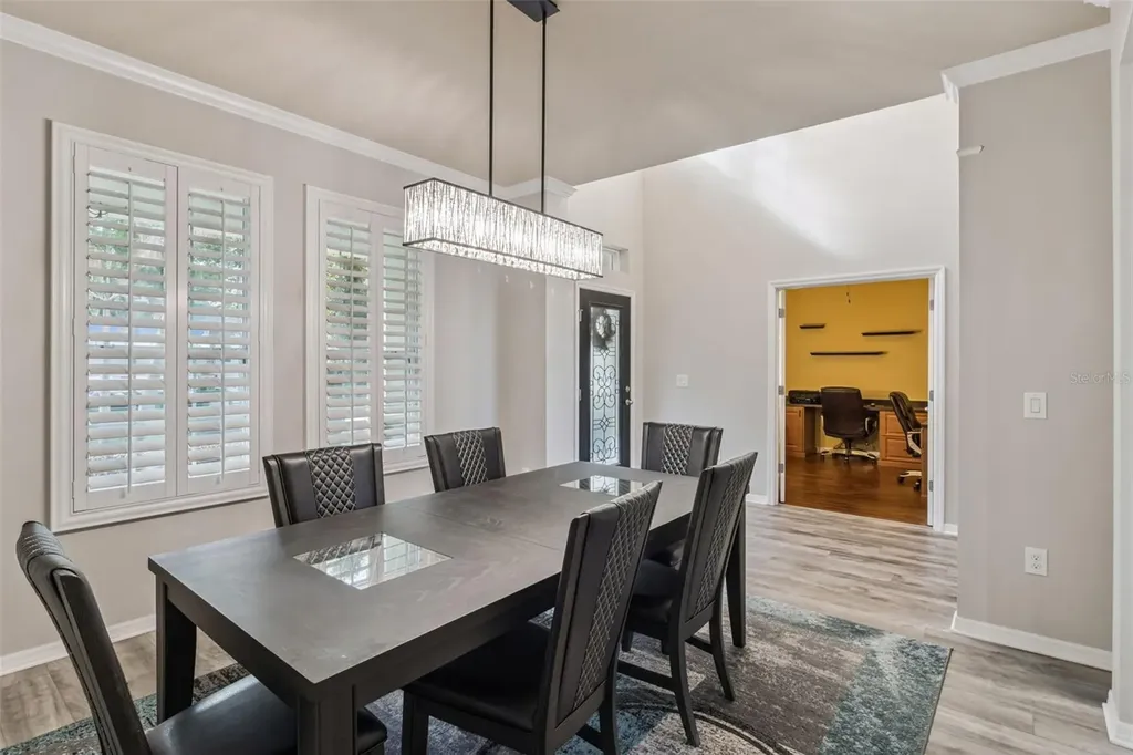 15940 Ternglade Drive Lithia FL 33547