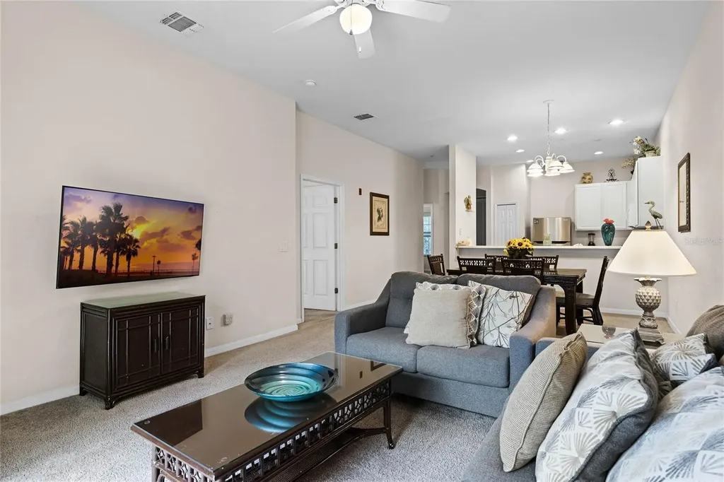 312 Lucaya Loop Davenport FL 33897