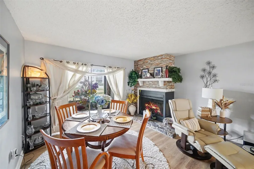 303 Martha Lane Oldsmar FL 34677