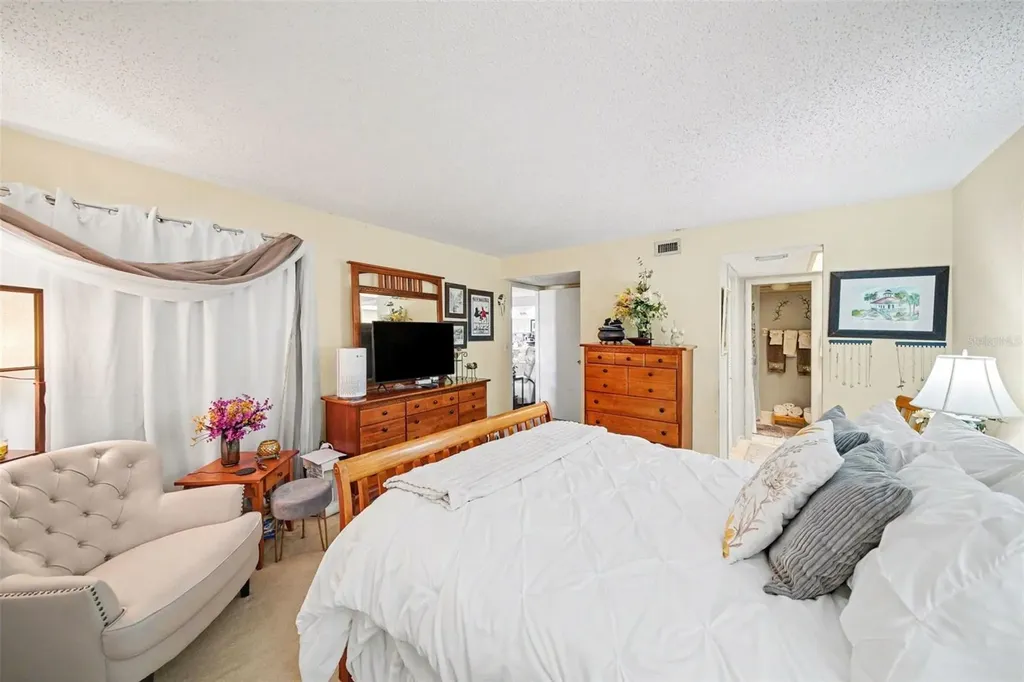 303 Martha Lane Oldsmar FL 34677