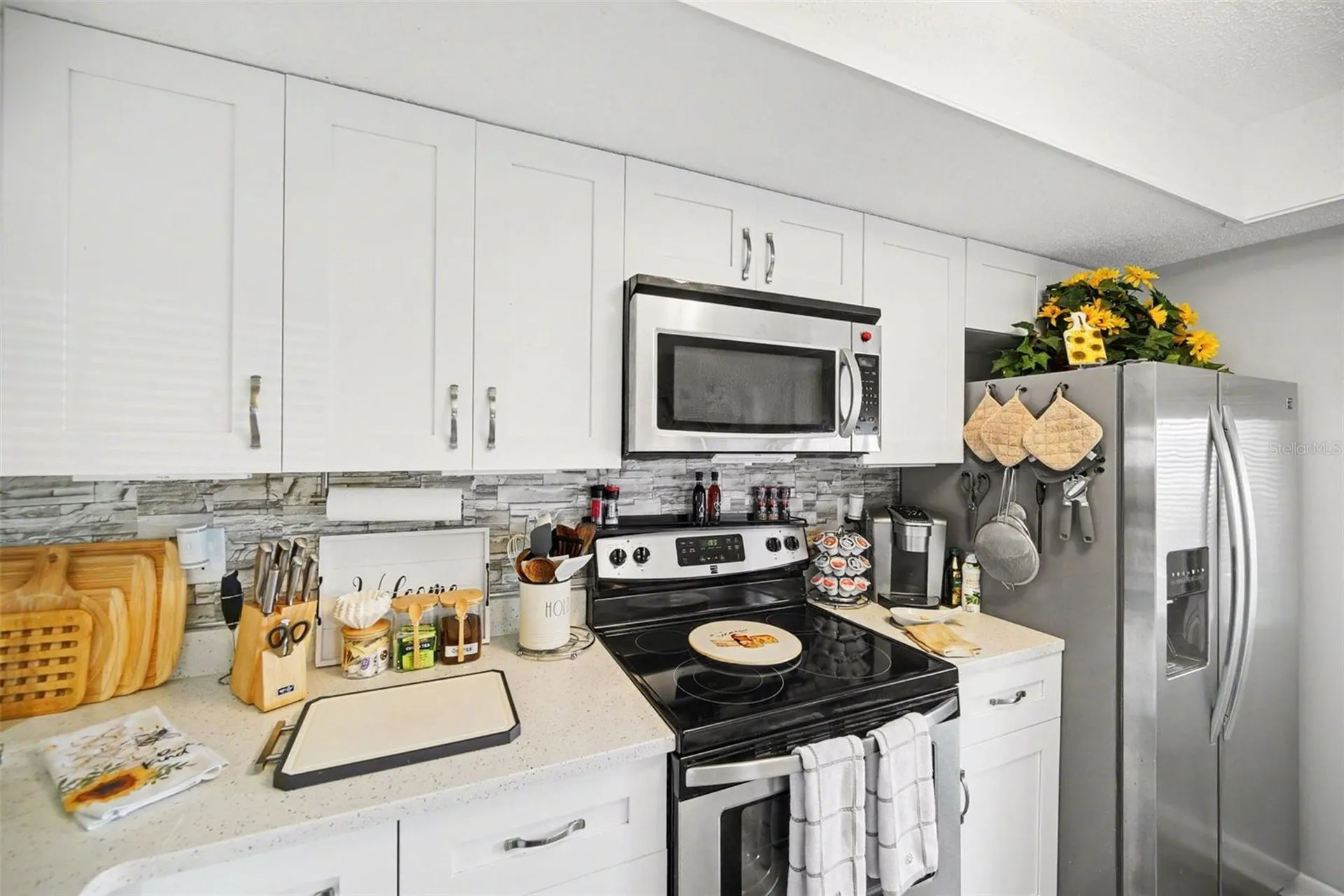 303 Martha Lane Oldsmar FL 34677