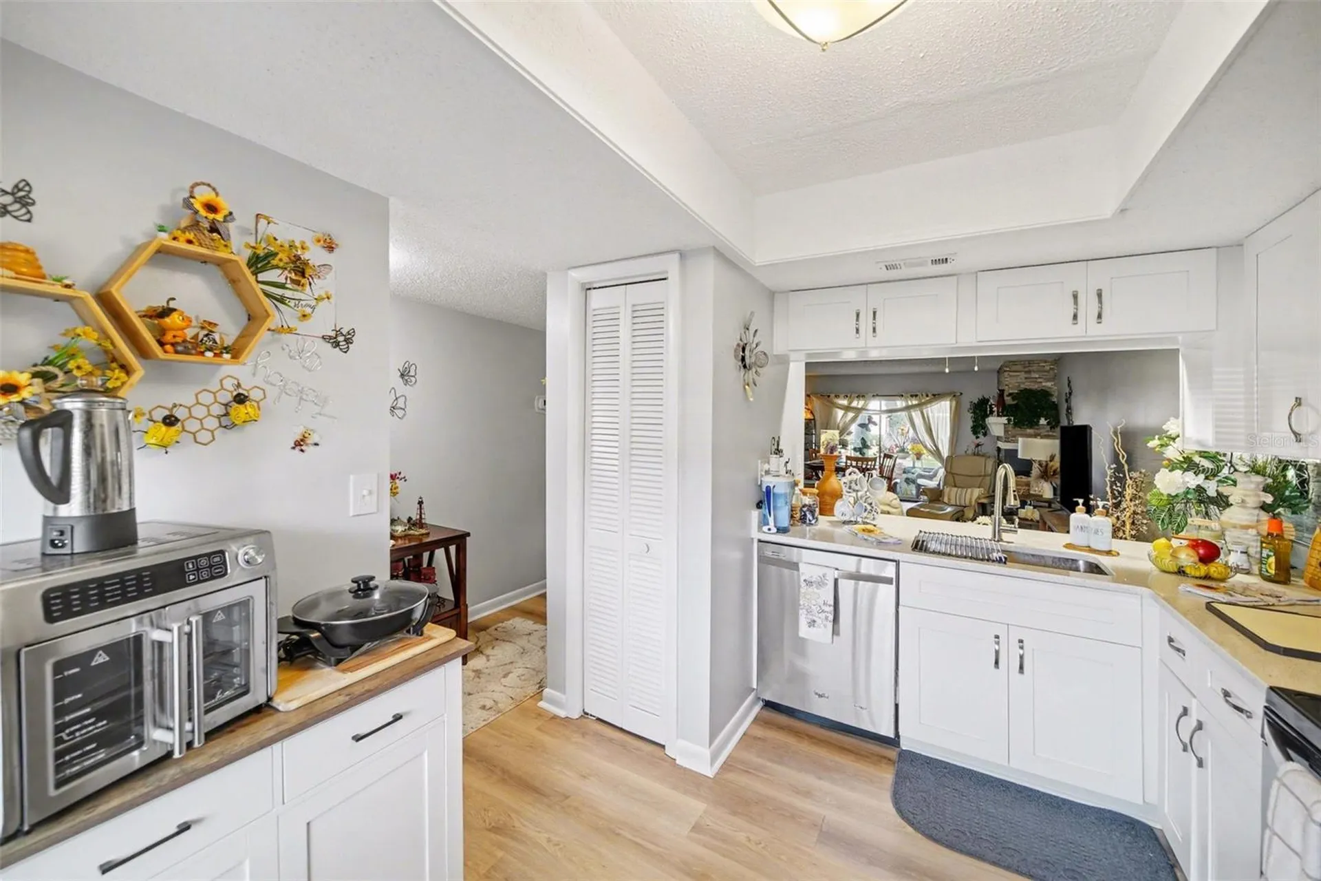 303 Martha Lane Oldsmar FL 34677