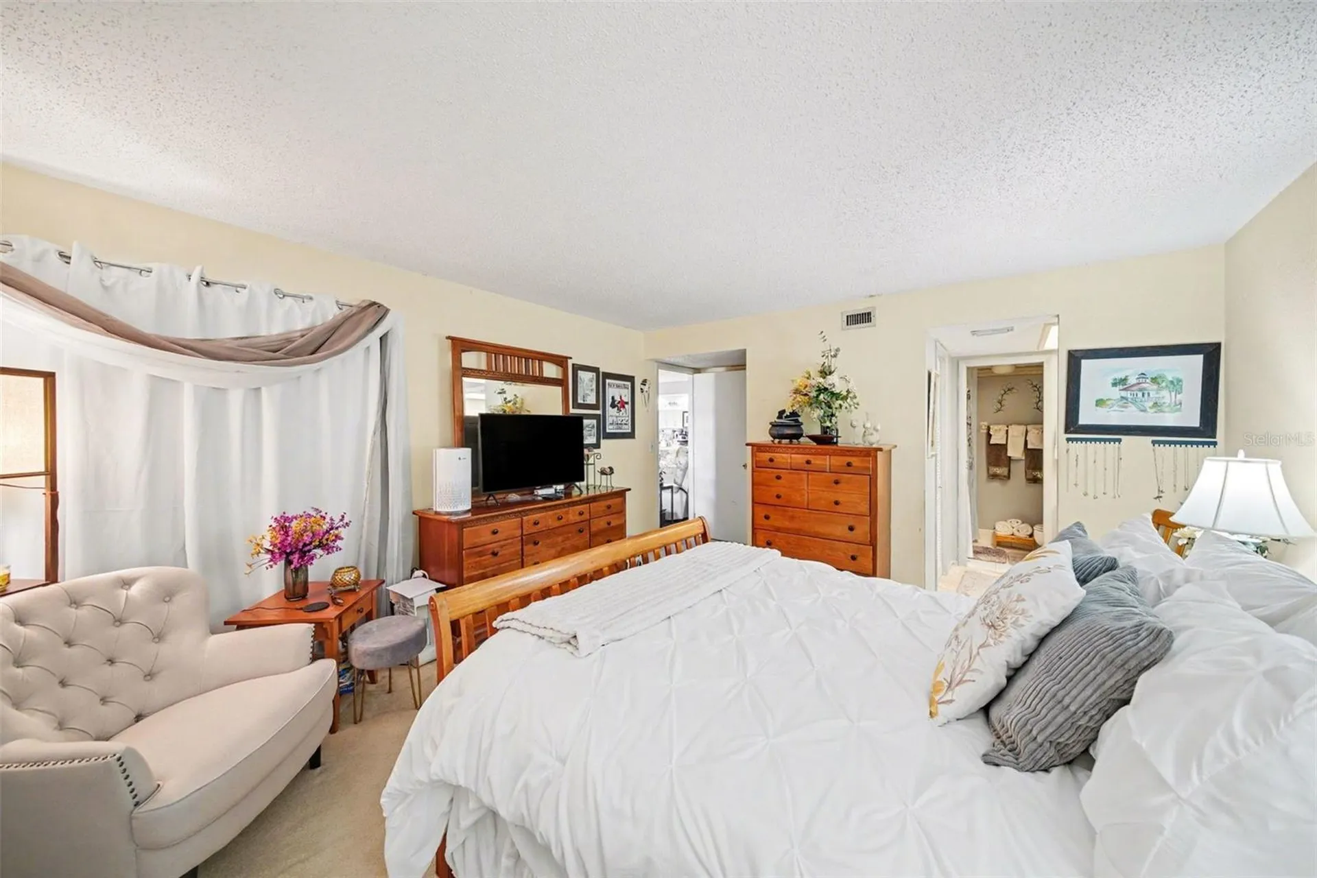 303 Martha Lane Oldsmar FL 34677