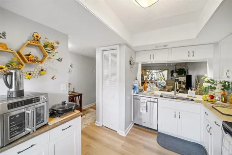 303 Martha Lane Oldsmar FL 34677