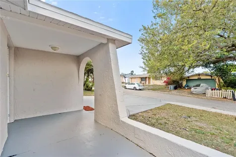 9020 Hunt Club Lane Port Richey FL 34668
