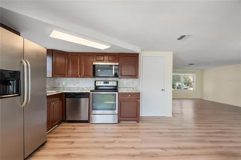 9020 Hunt Club Lane Port Richey FL 34668