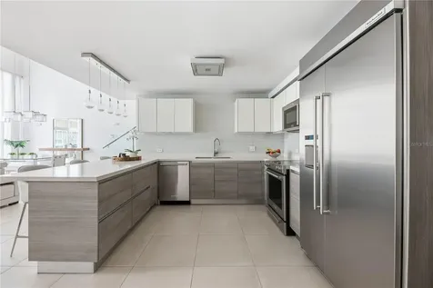 25 Munoz Rivera Avenue San Juan PR 00901