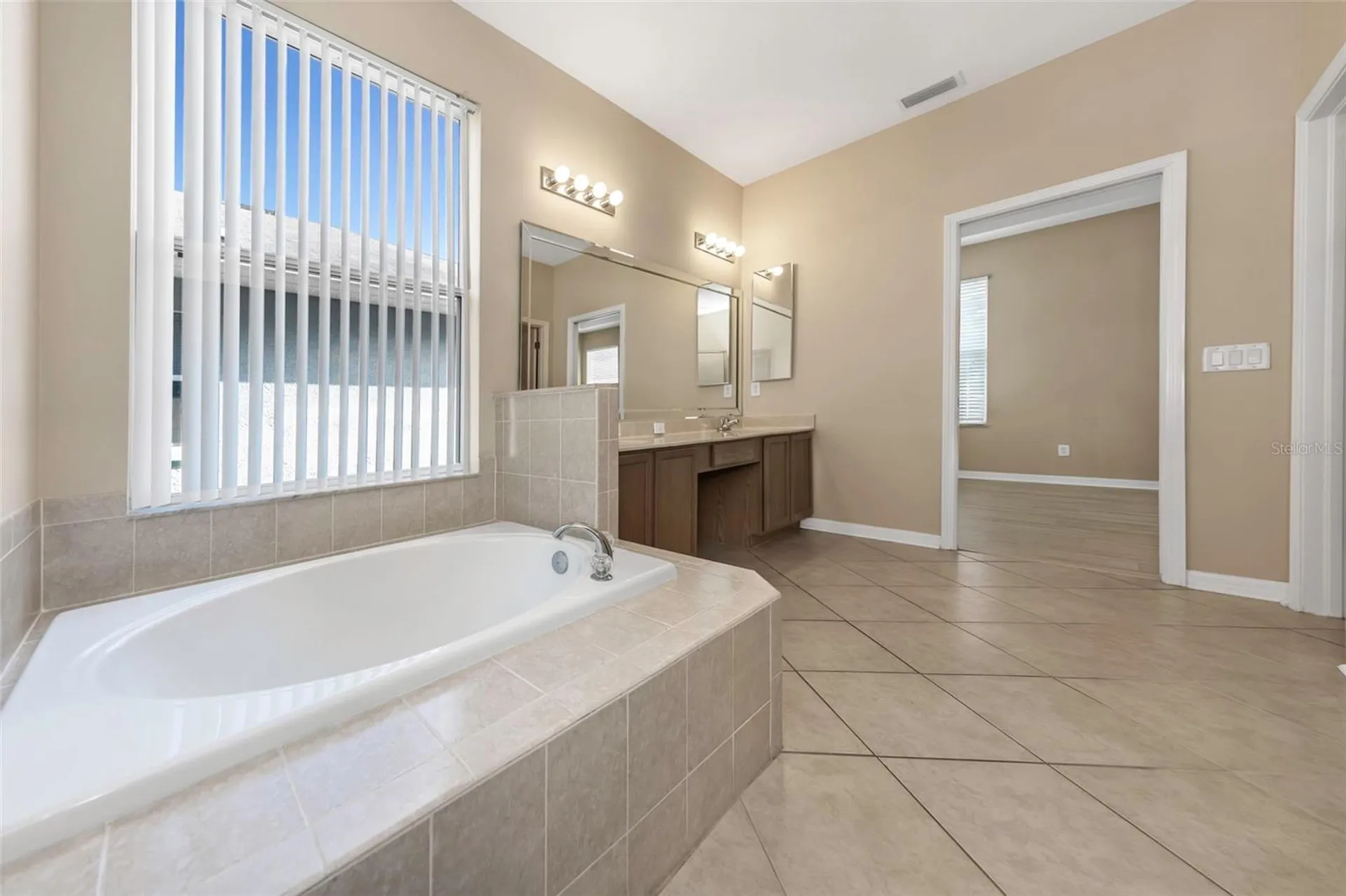 7754 Stoneleigh Drive Land O Lakes FL 34637