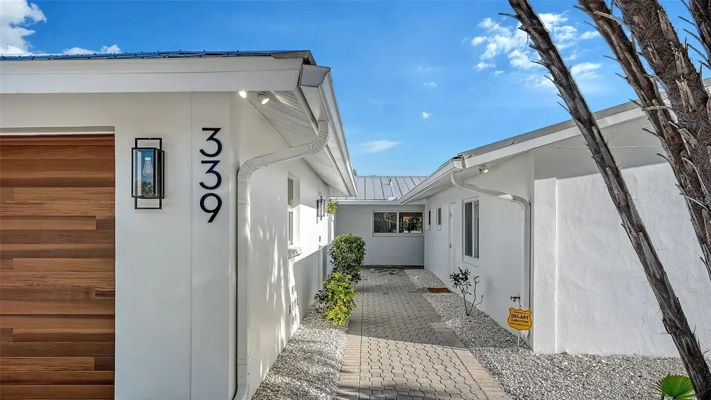 339 Treasure Boat Way Sarasota FL 34242
