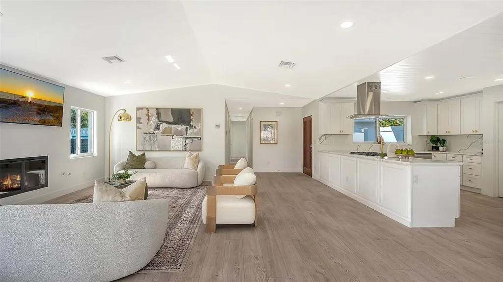 339 Treasure Boat Way Sarasota FL 34242