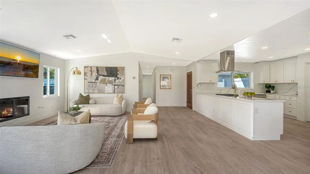 339 Treasure Boat Way Sarasota FL 34242