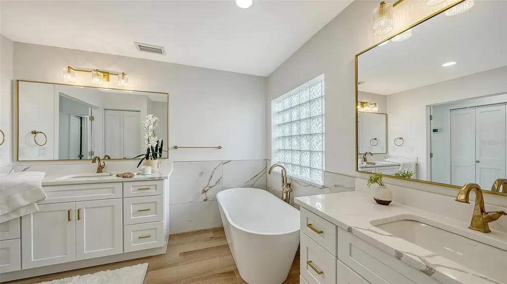 339 Treasure Boat Way Sarasota FL 34242