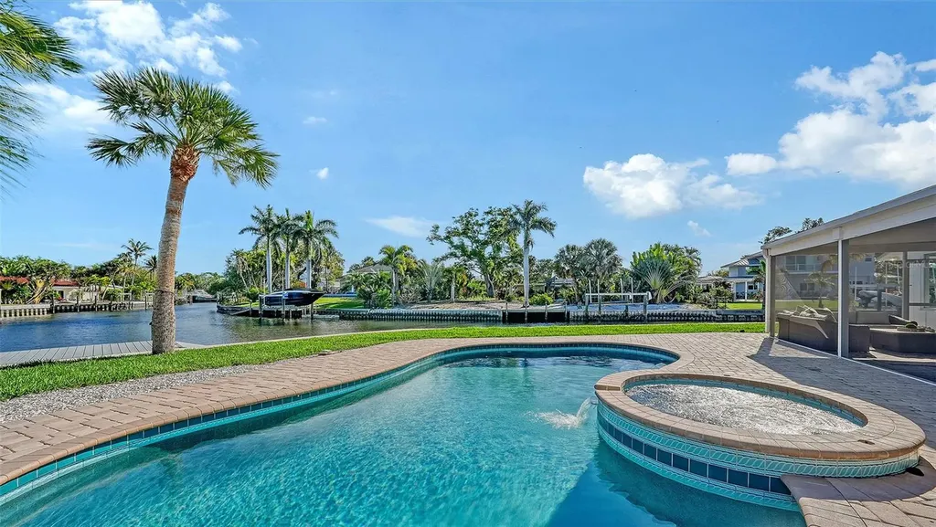 339 Treasure Boat Way Sarasota FL 34242