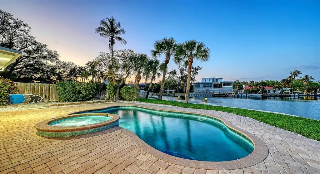 339 Treasure Boat Way Sarasota FL 34242