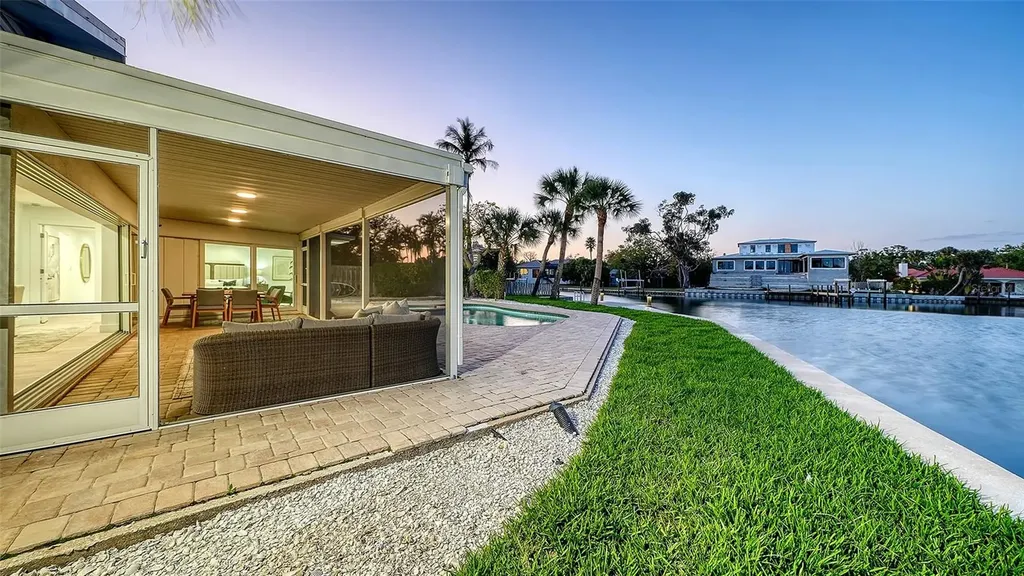 339 Treasure Boat Way Sarasota FL 34242