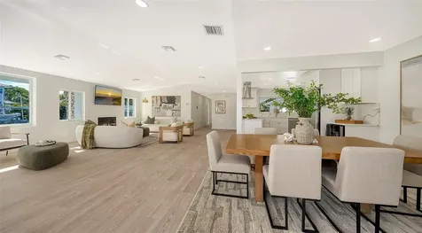 339 Treasure Boat Way Sarasota FL 34242