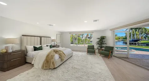 339 Treasure Boat Way Sarasota FL 34242