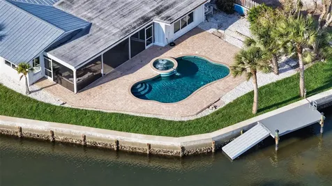 339 Treasure Boat Way Sarasota FL 34242