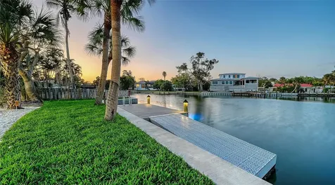 339 Treasure Boat Way Sarasota FL 34242