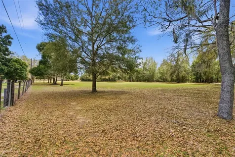 9242 Us Highway 98 Dade City FL 33525