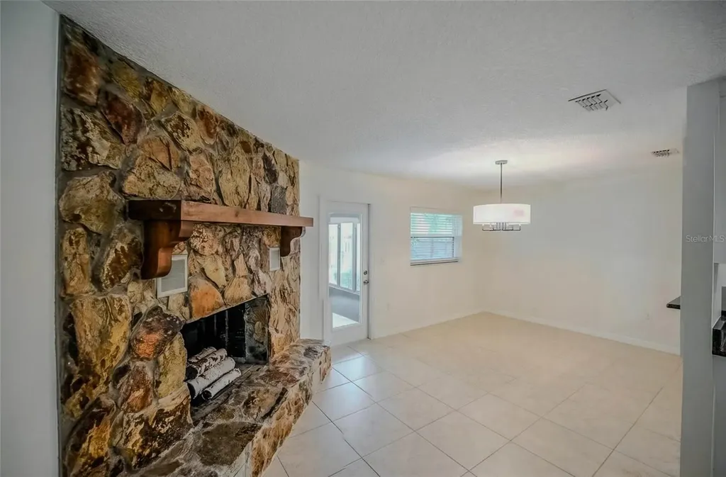 2475 SE 38th Street Ocala FL 34480