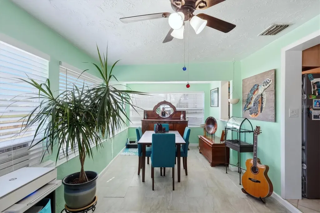 866 E 6th Street Englewood FL 34223