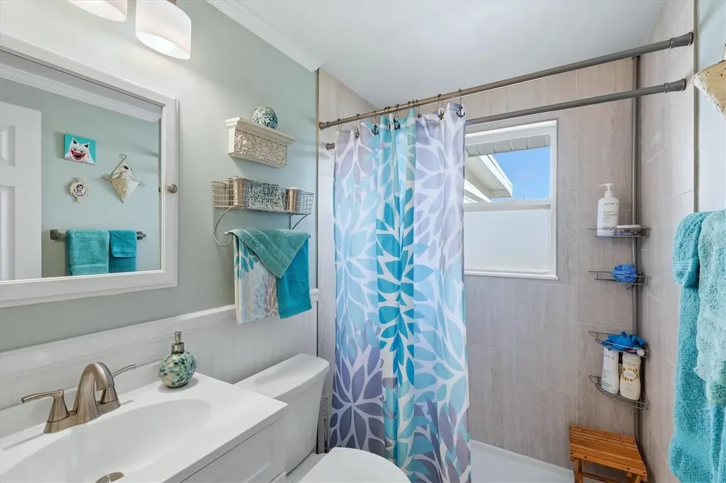 866 E 6th Street Englewood FL 34223