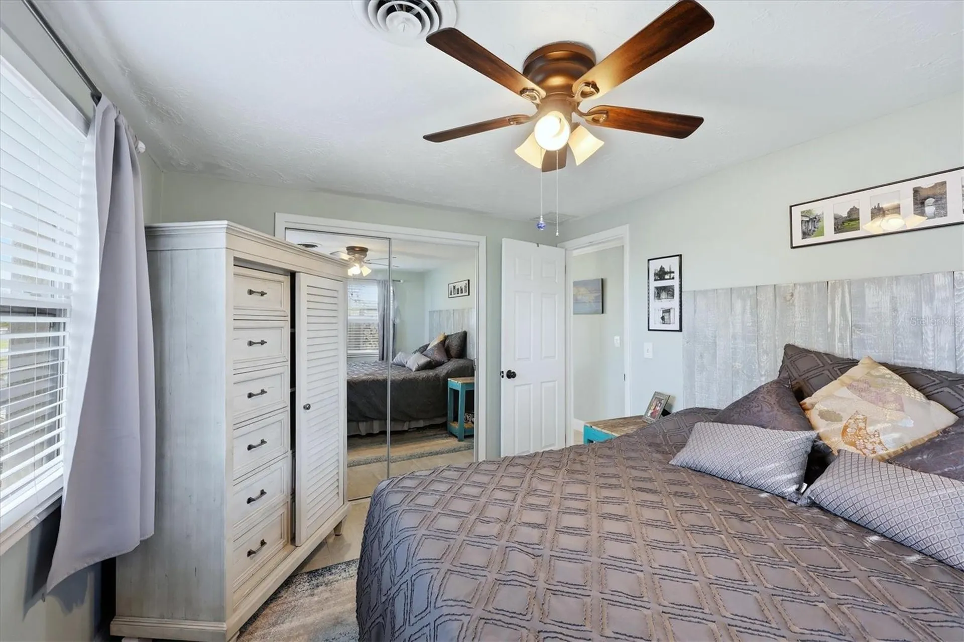 866 E 6th Street Englewood FL 34223