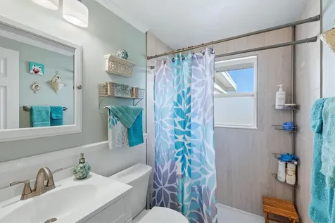 866 E 6th Street Englewood FL 34223