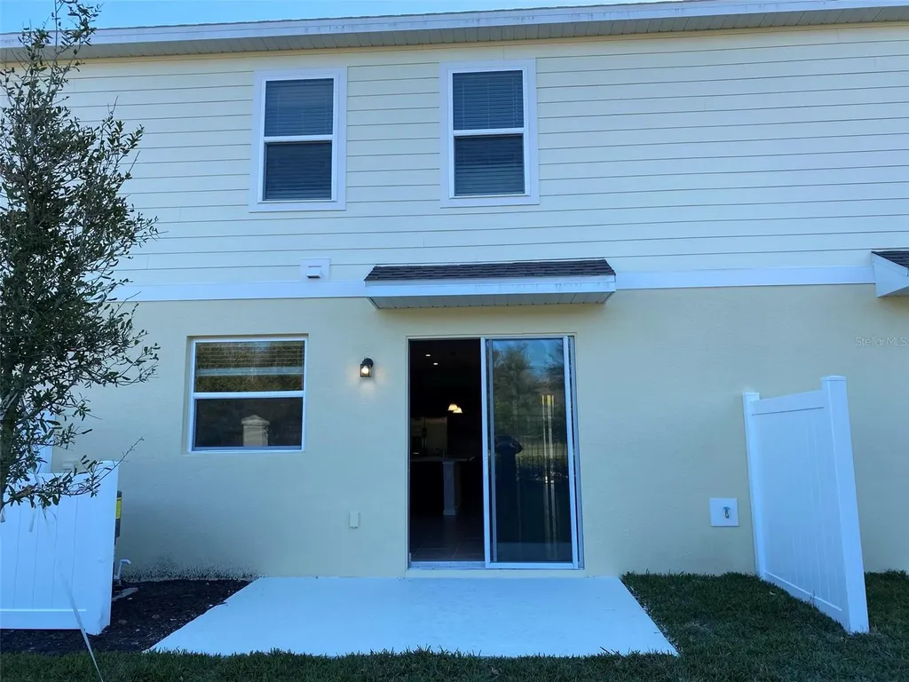 2716 Pleasant Cypress Circle Kissimmee FL 34741