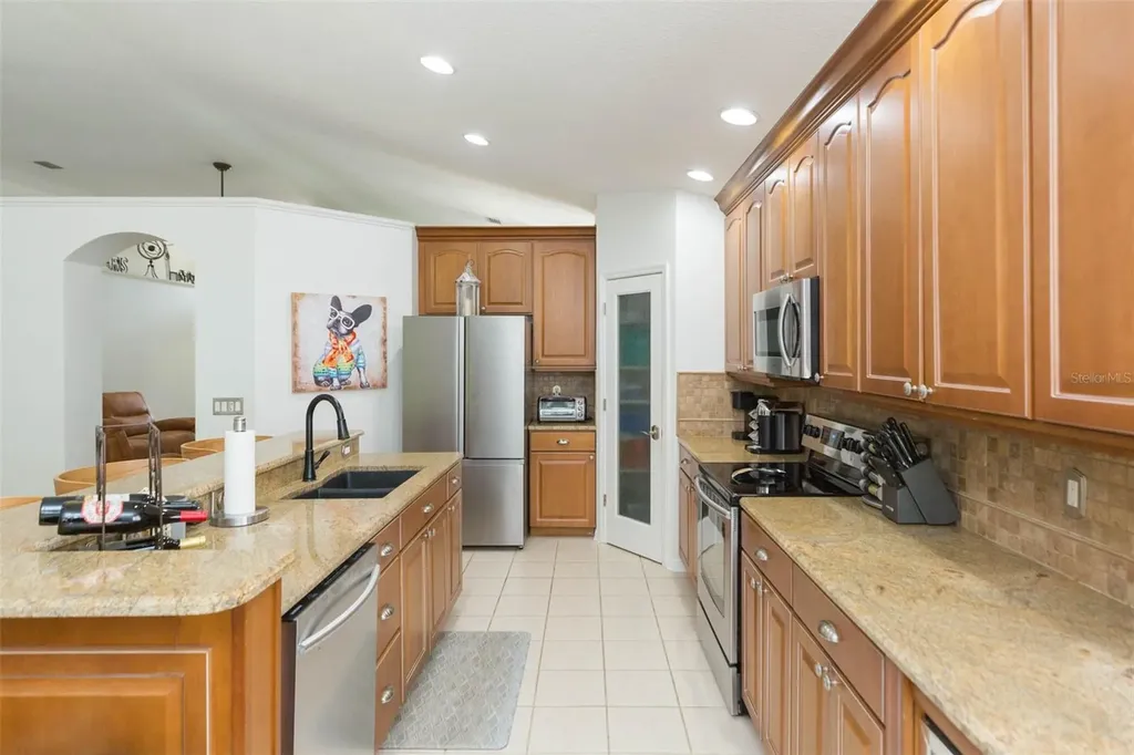 876 Addison Drive NE St Petersburg FL 33716