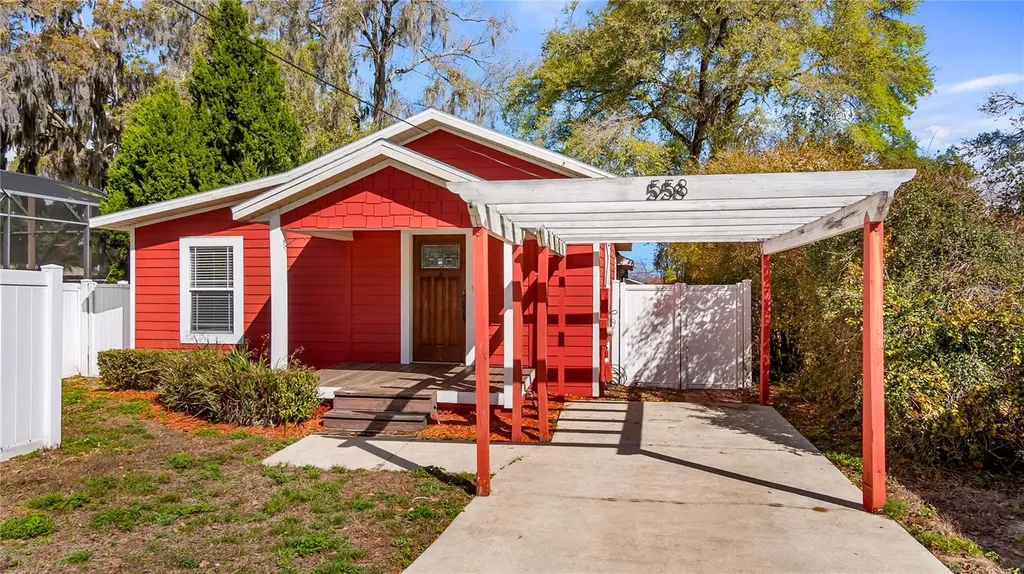 558 W Minneola Avenue Clermont FL 34711