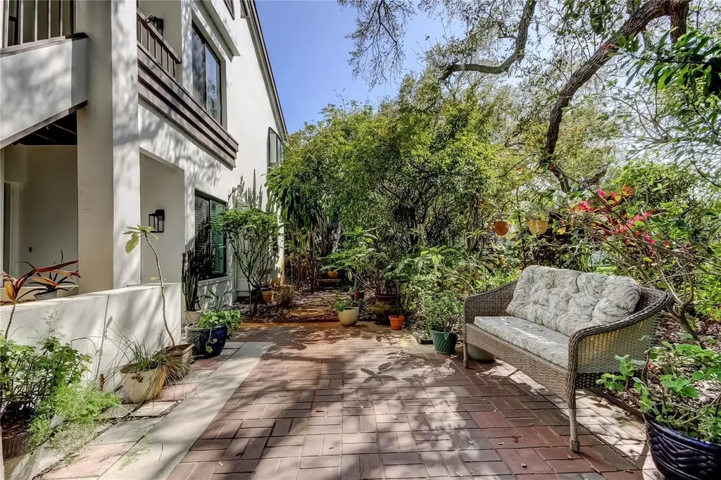 1858 Lake Cypress Drive Safety Harbor FL 34695