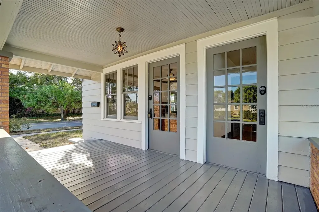 3100 11th Avenue N St Petersburg FL 33713