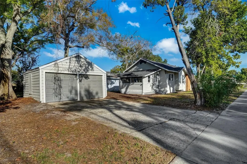 3100 11th Avenue N St Petersburg FL 33713