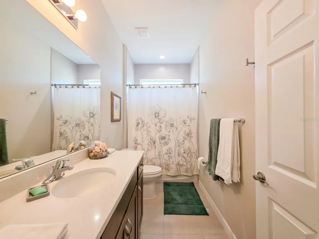 8 Lakeland Way Palm Coast FL 32137