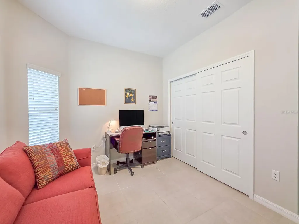 8 Lakeland Way Palm Coast FL 32137