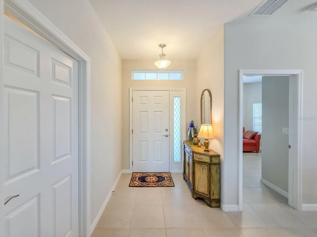 8 Lakeland Way Palm Coast FL 32137