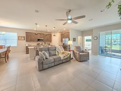 8 Lakeland Way Palm Coast FL 32137