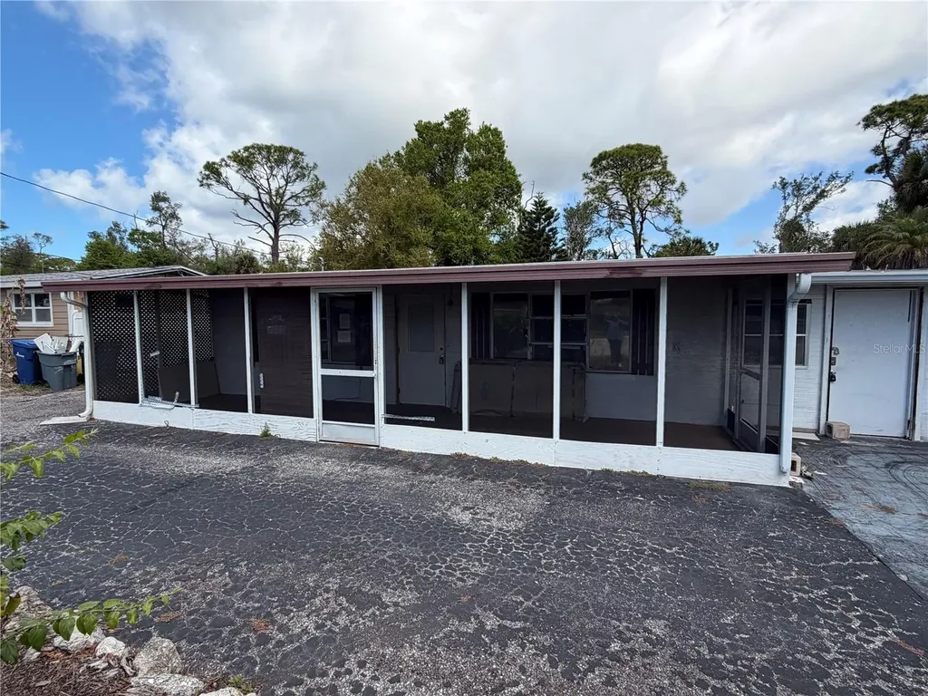 222 W Wentworth Street Englewood FL 34223