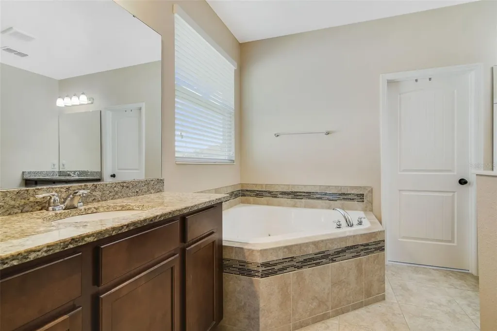 1250 Red Haven Lane Oviedo FL 32765