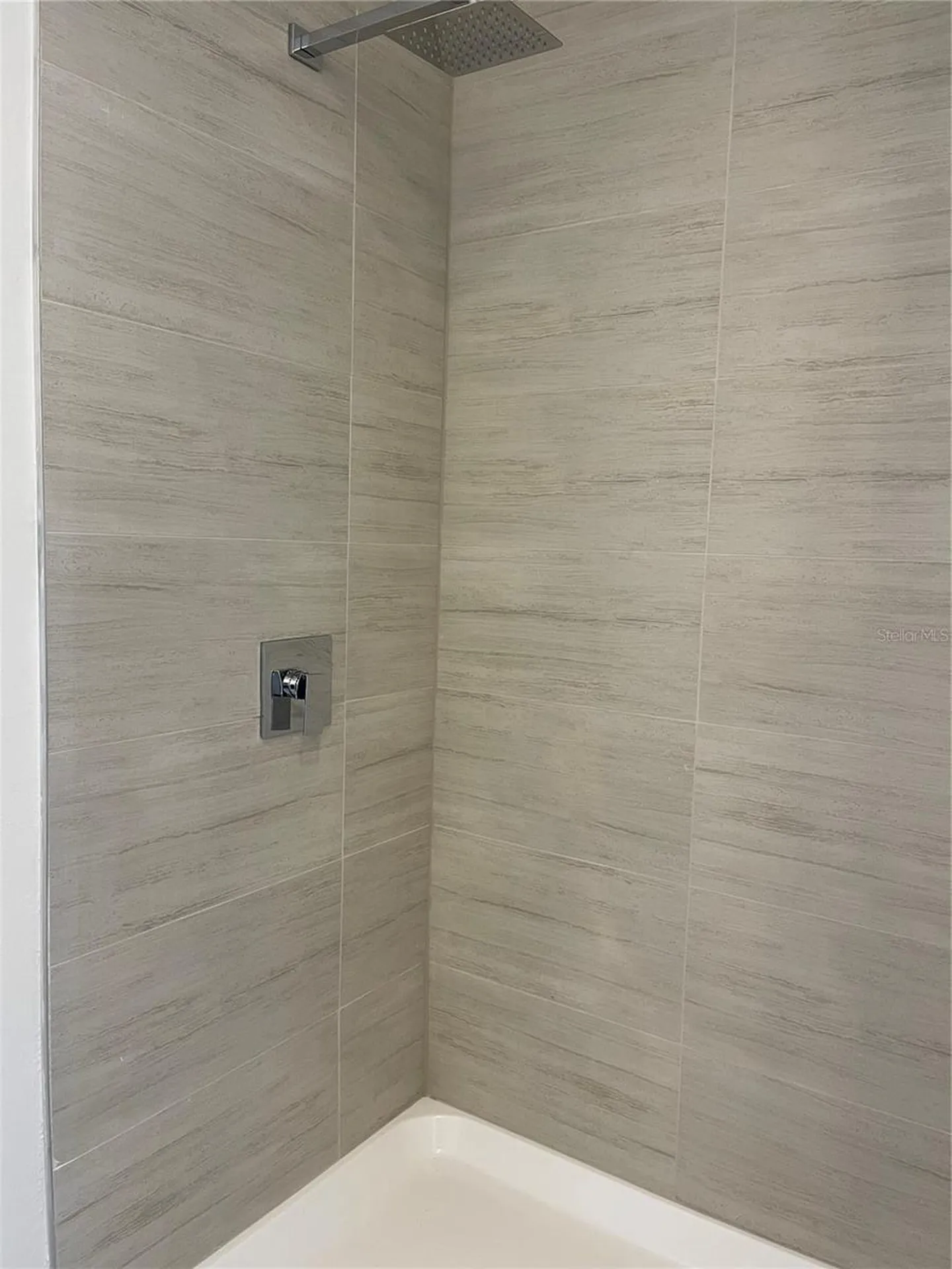 5592 NE Pga Boulevard Orlando FL 32839