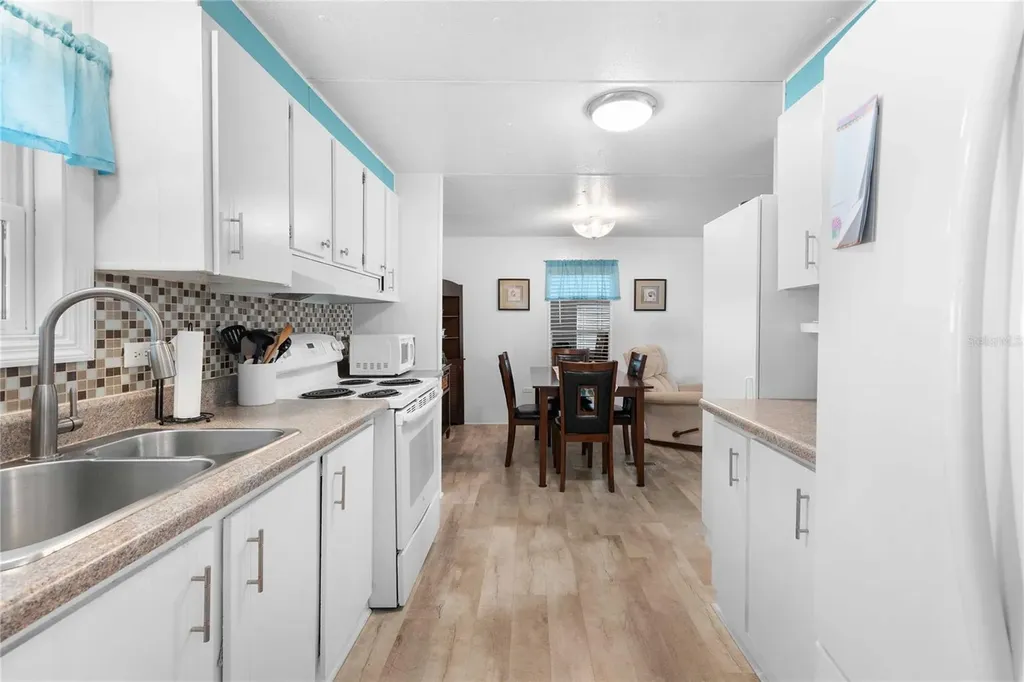 5541 Benton Street Zephyrhills FL 33542