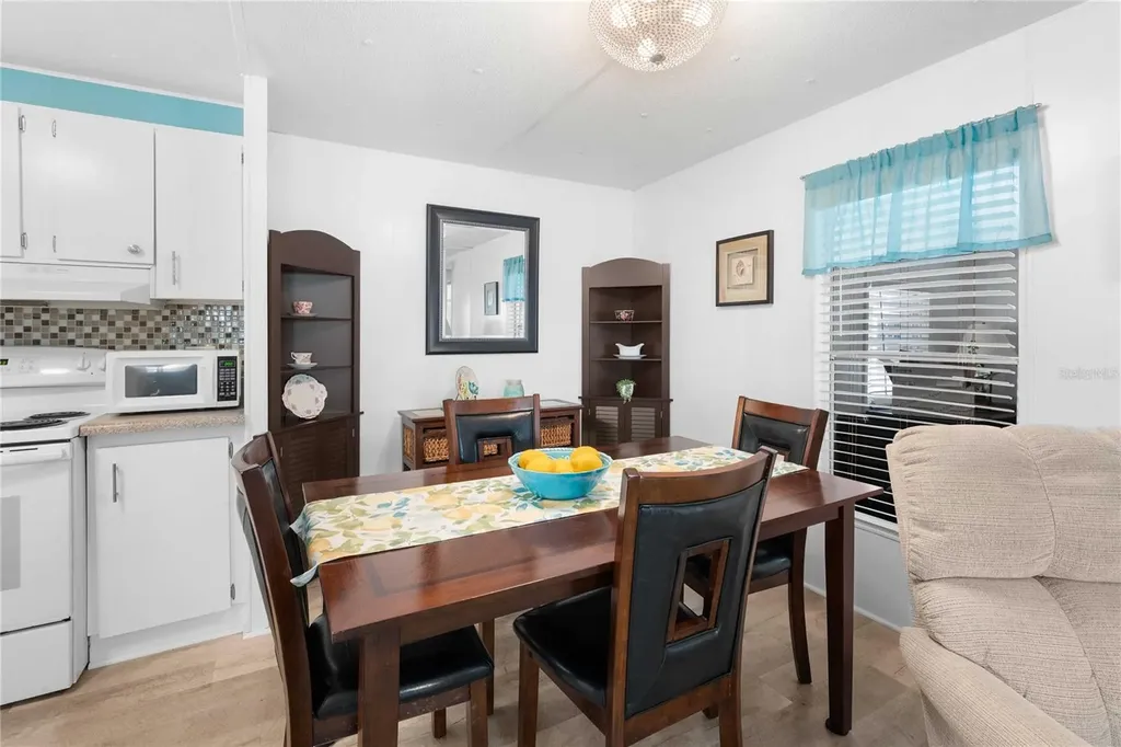 5541 Benton Street Zephyrhills FL 33542
